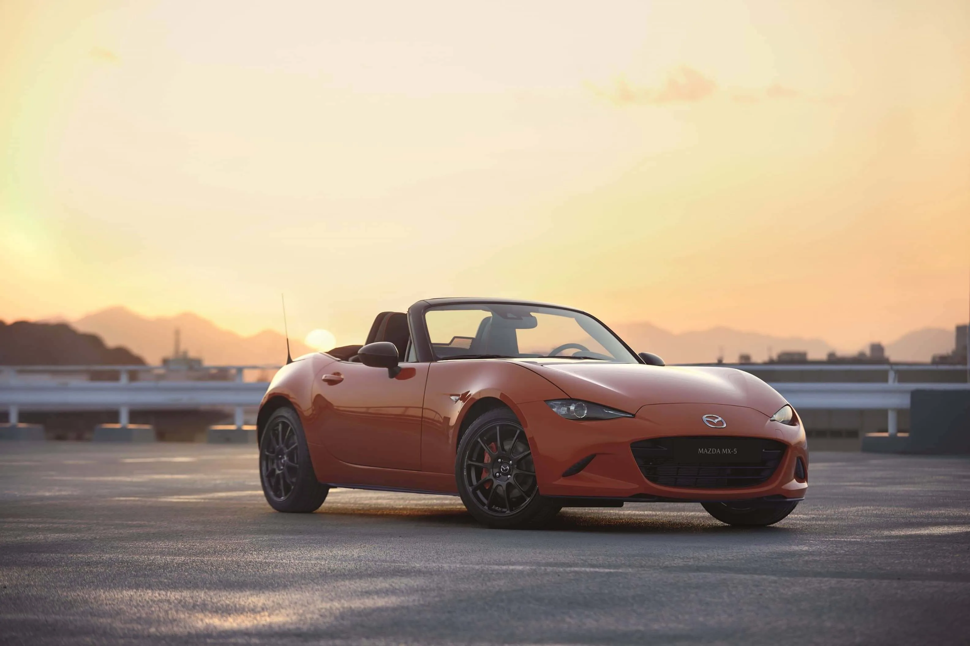 Maz1901 2019 Mx 5 Roadster Softtop Rf 19Cy 30Th Sv Us Lhd C10 Ext Fq 39L Lhd Min